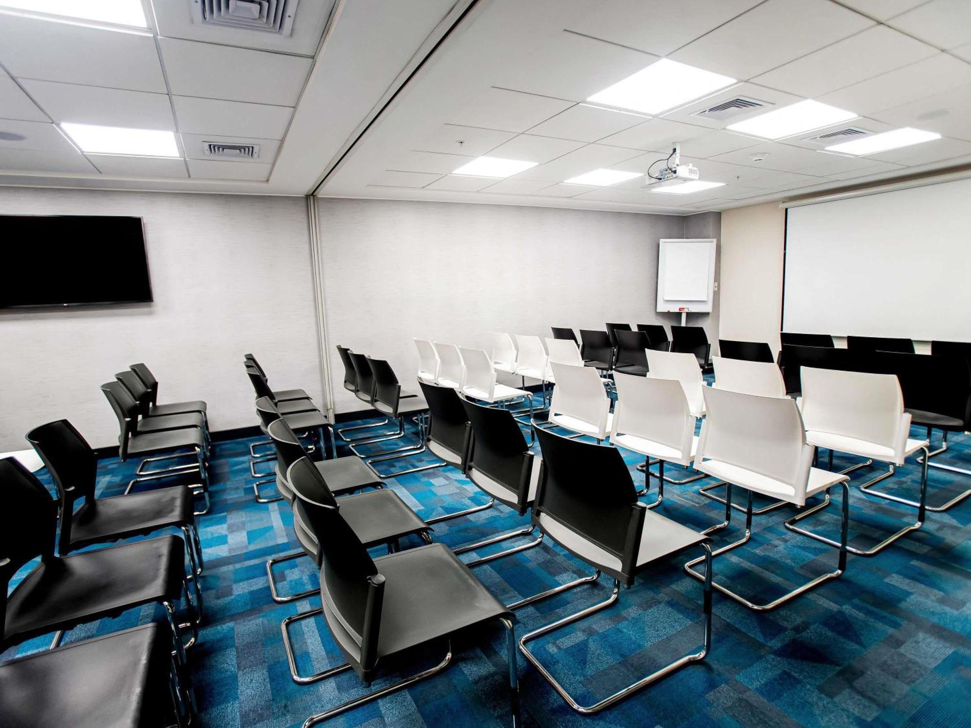 Ibis Styles Lima Benavides Miraflores Exterior photo